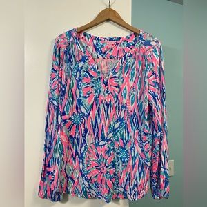 Lilly Pulitzer Elsa tunic top / Size L / blues & pinks / 95% Rayon 5% Spandex